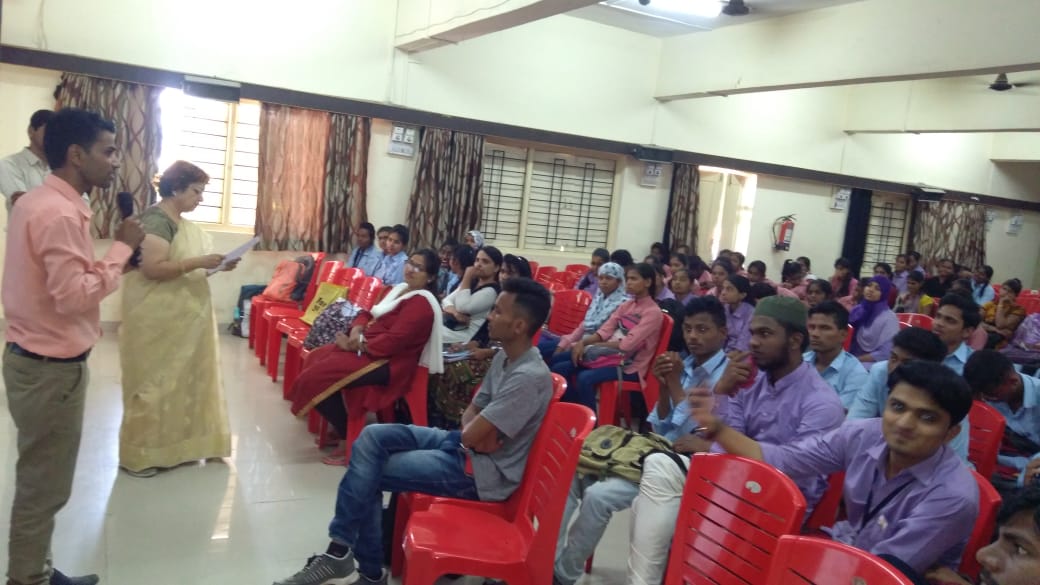 Research Methodology Workshop interaction with students in 2018